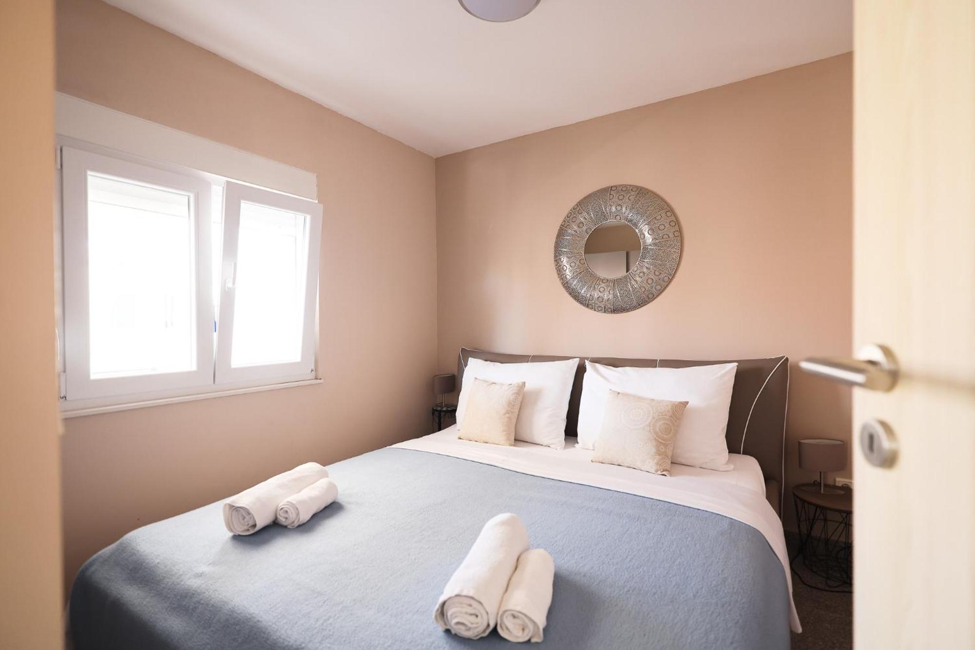 Rooms Malic เพทรอซาเน ห้อง รูปภาพ